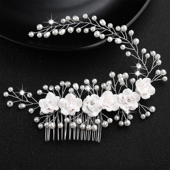 Pearl and Crystal White Flower Bridal Hair Comb - Picture 5 of 16